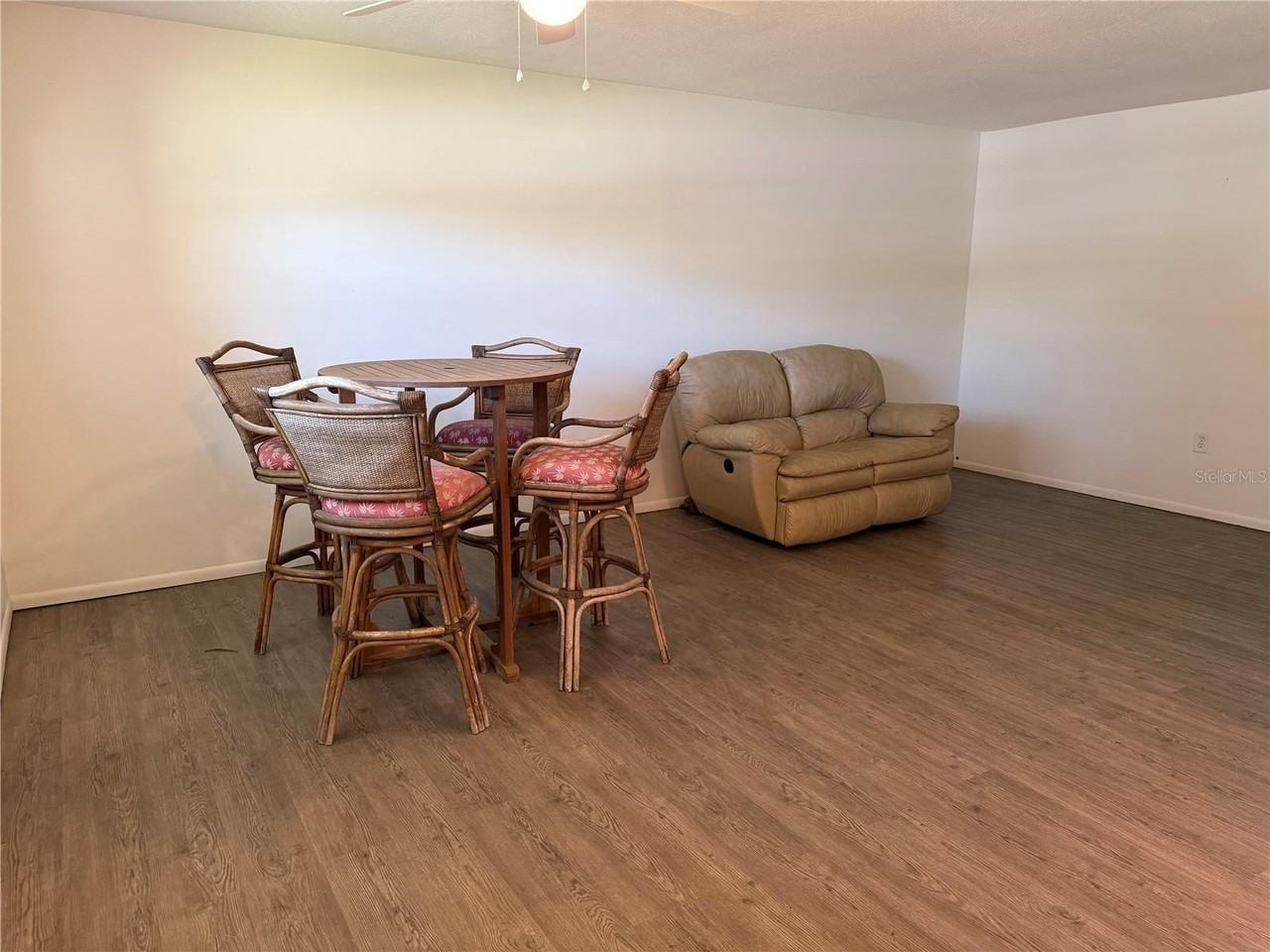 245 Center Rd #103 - Photo 3 of 21