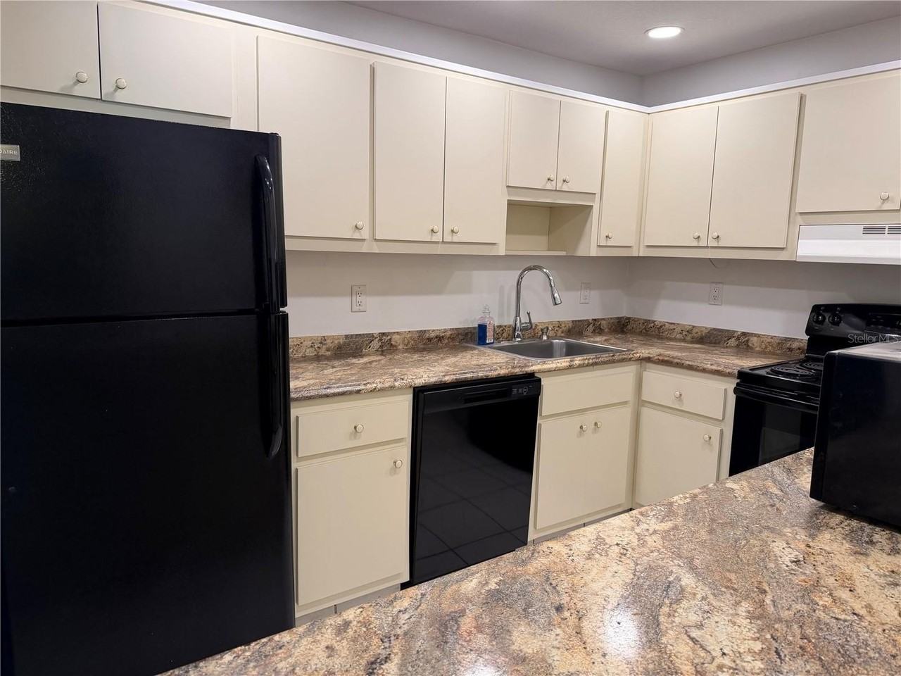 245 Center Rd #103 - Photo 7 of 21