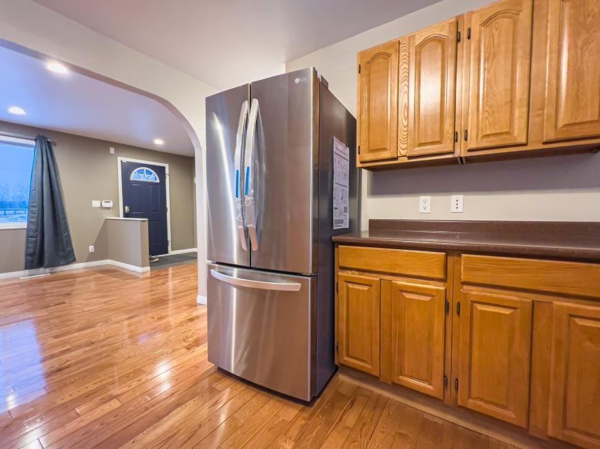 Mckellar St N - Photo 3 of 10