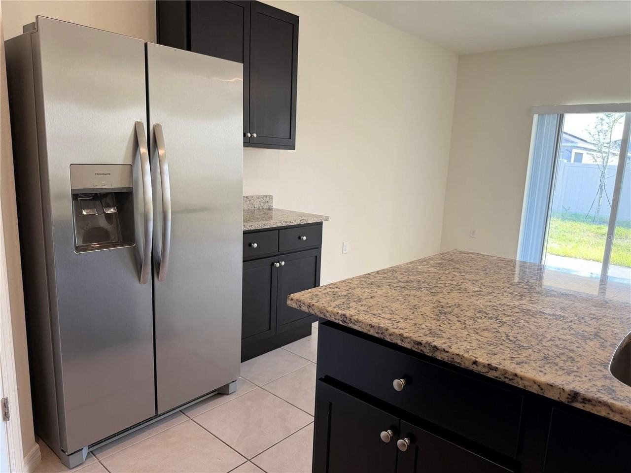 4657 Bernard Blvd - Photo 5 of 40