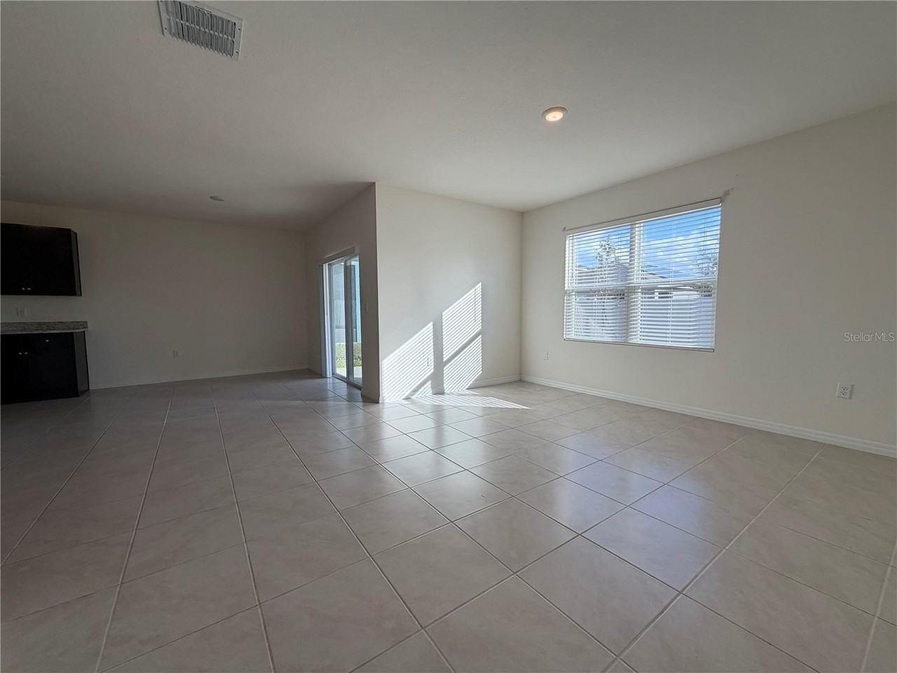 4657 Bernard Blvd - Photo 6 of 40