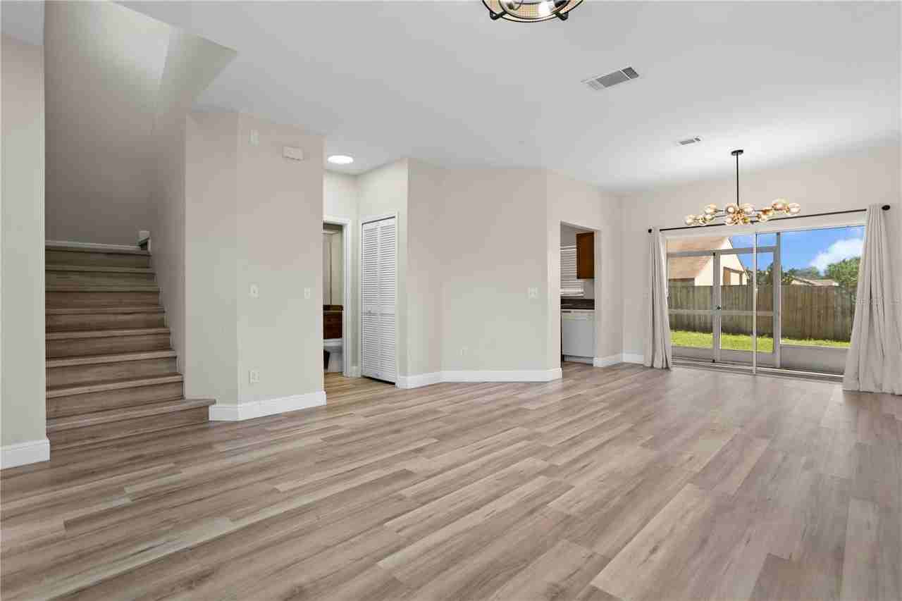 832 Monopoly Ct - Photo 6 of 28