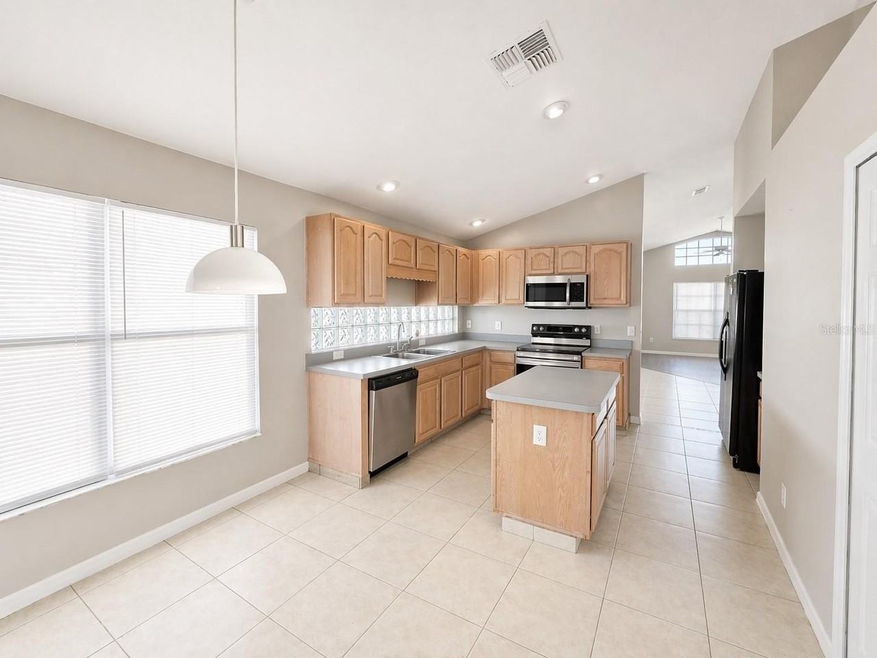 232 Jerica Ln - Photo 4 of 15