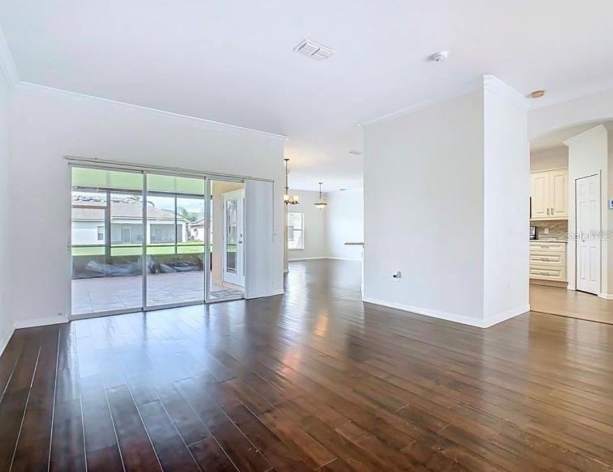 3612 Northwoods Dr - Photo 2 of 9