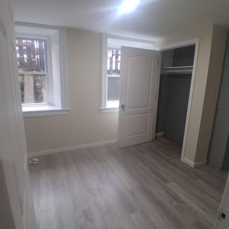 136 Johnston St - Photo 5 of 6