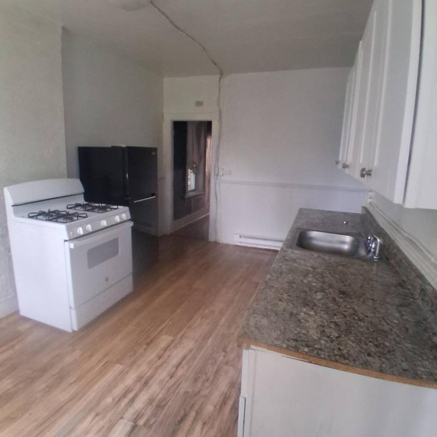 33 Lutheran St - Photo 3 of 6