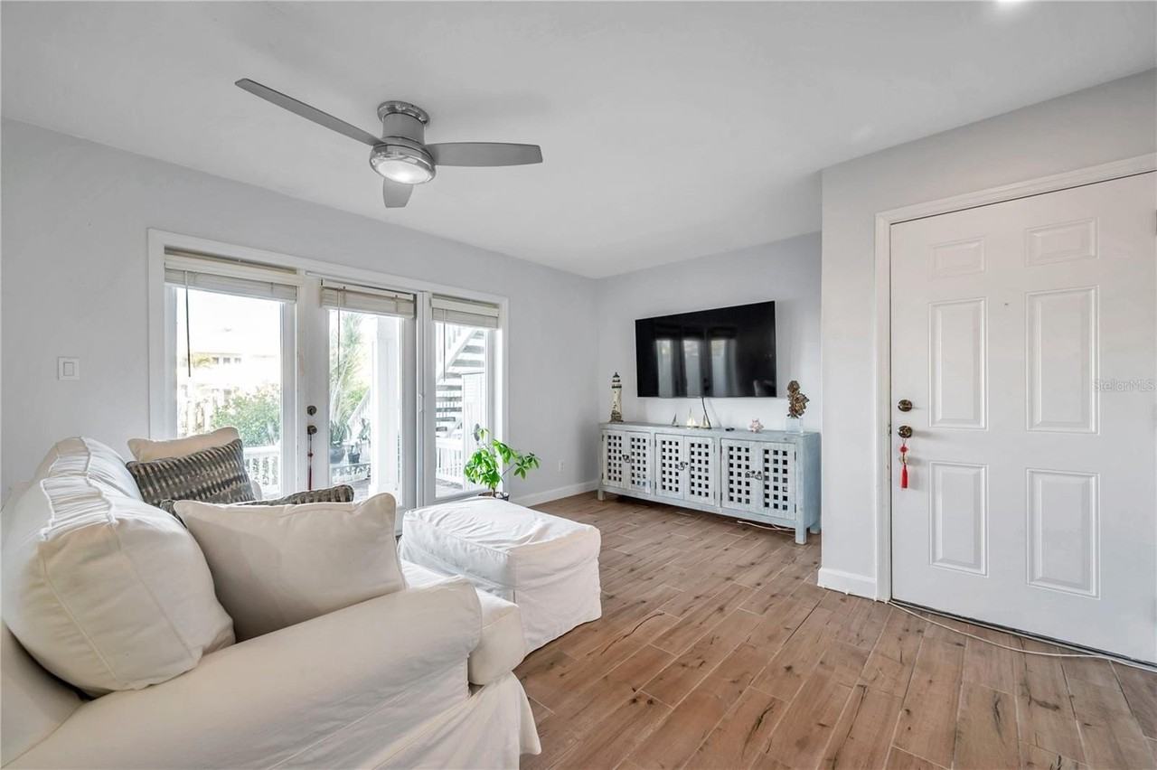 4728 Beach Dr Se #A - Photo 7 of 50