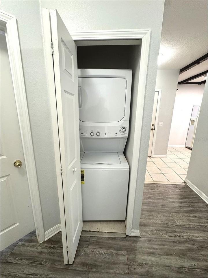 9621 Lakedale Way #202 - Photo 6 of 16