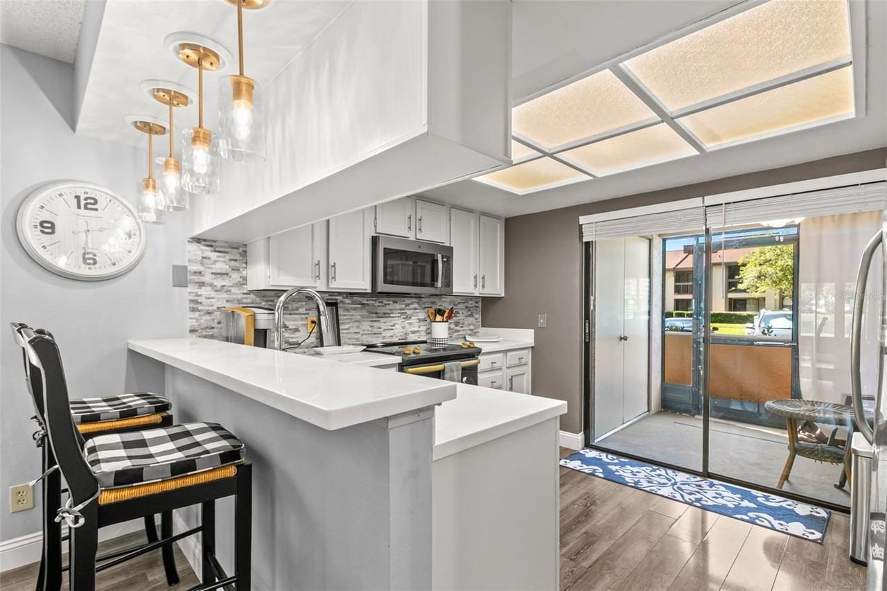 237 Woodlake Wynde #237 - Photo 4 of 15