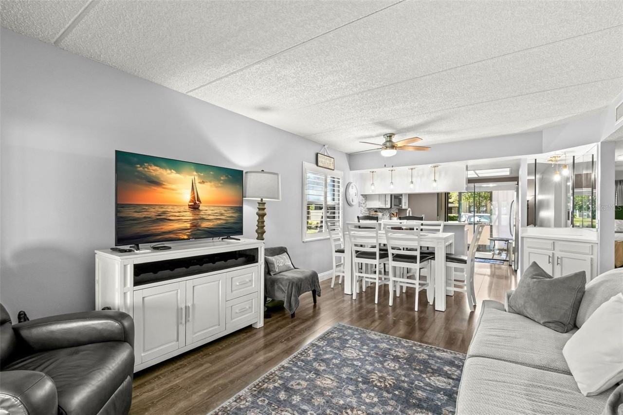 237 Woodlake Wynde #237 - Photo 7 of 15