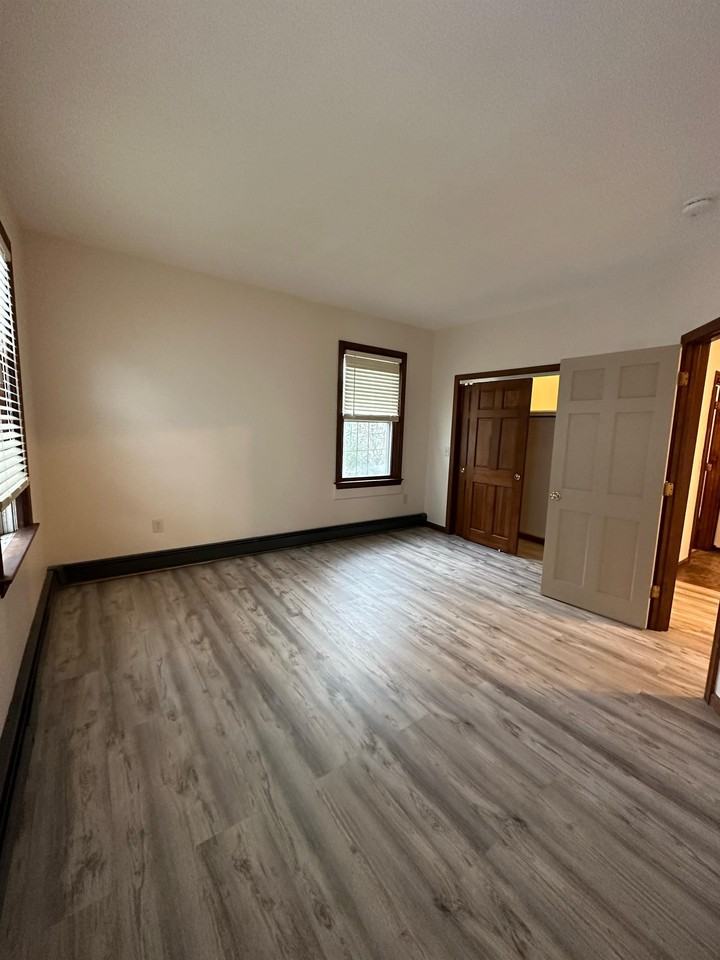 47-49 Foster Street - Photo 3 of 9