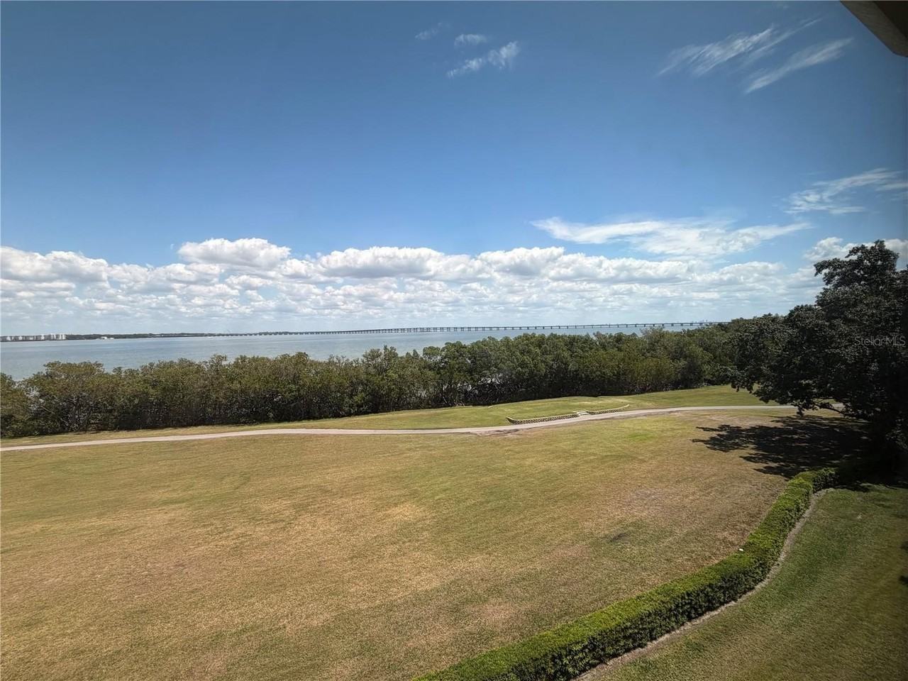 2617 Cove Cay Dr #407