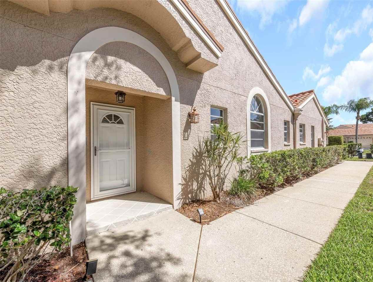 3838 Muirfield Ct - Photo 3 of 50