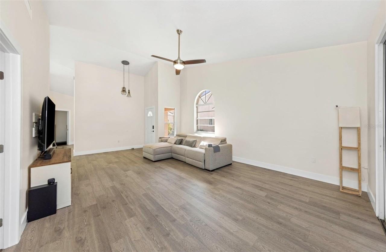 3838 Muirfield Ct - Photo 4 of 50