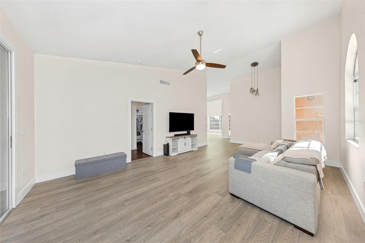 3838 Muirfield Ct - Photo 5 of 50