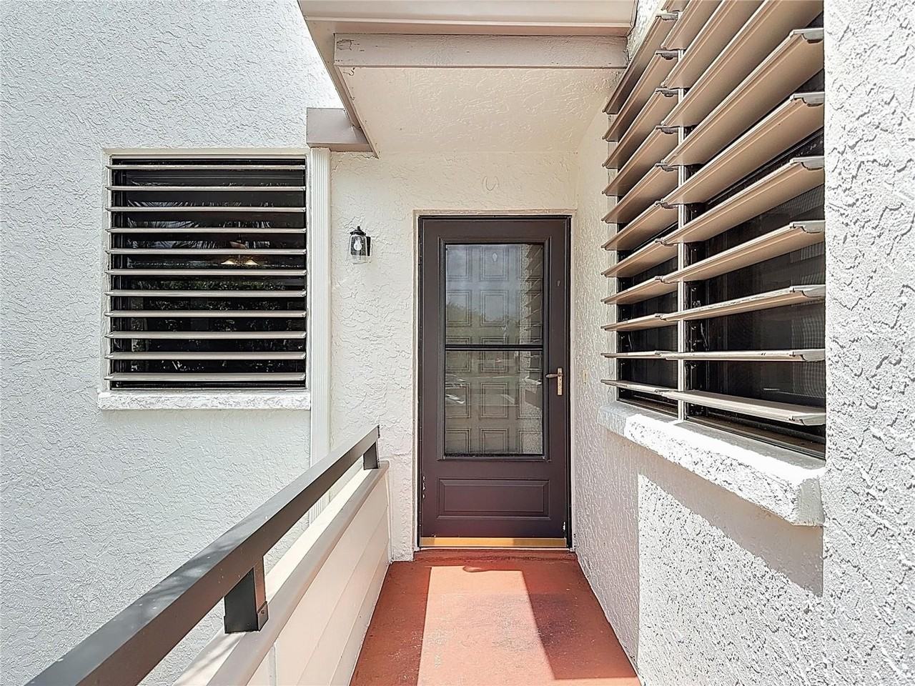 434 Palm Tree Dr #434 - Photo 5 of 42