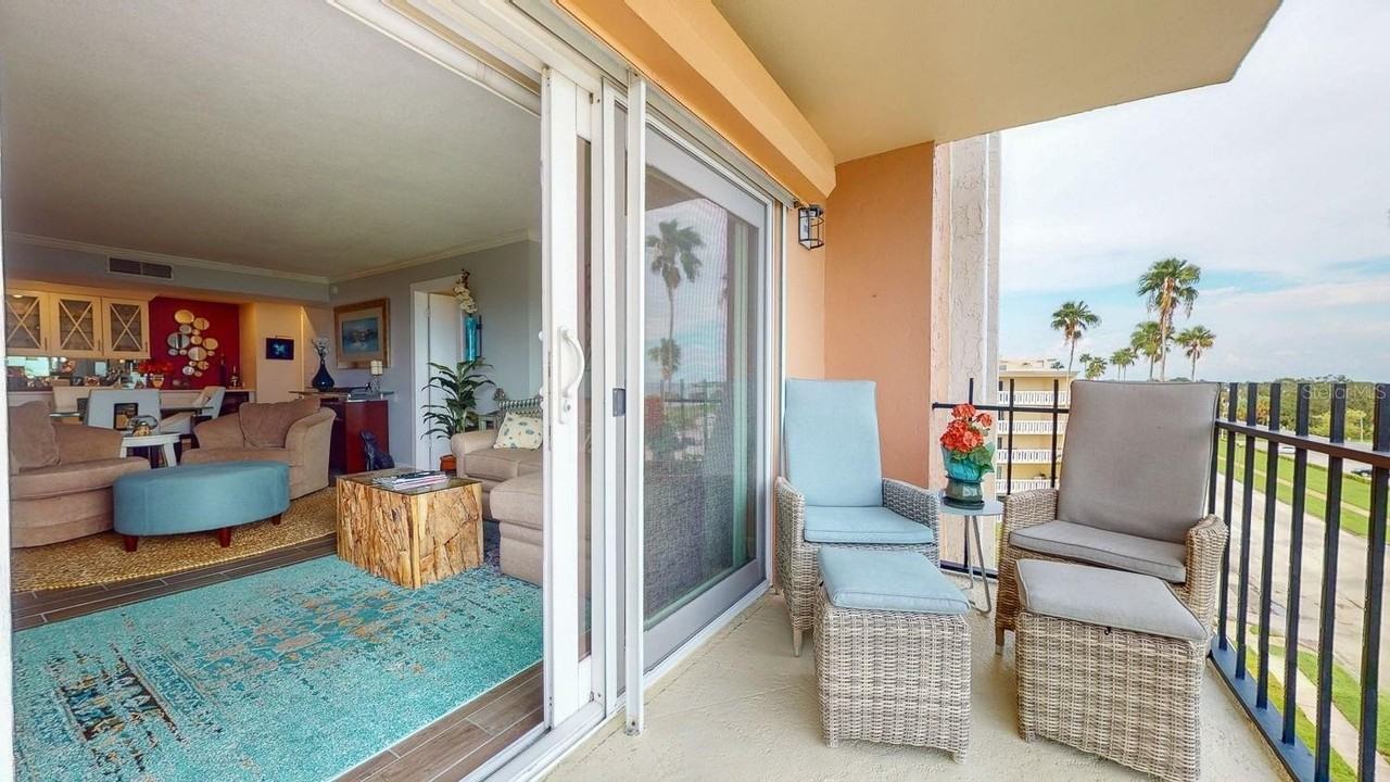 1120 N Shore Dr Ne #501 - Photo 6 of 50