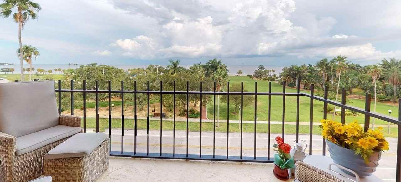 1120 N Shore Dr Ne #501 - Photo 7 of 50