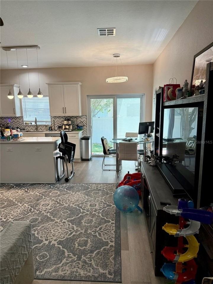 13201 Opal Ct - Photo 6 of 48