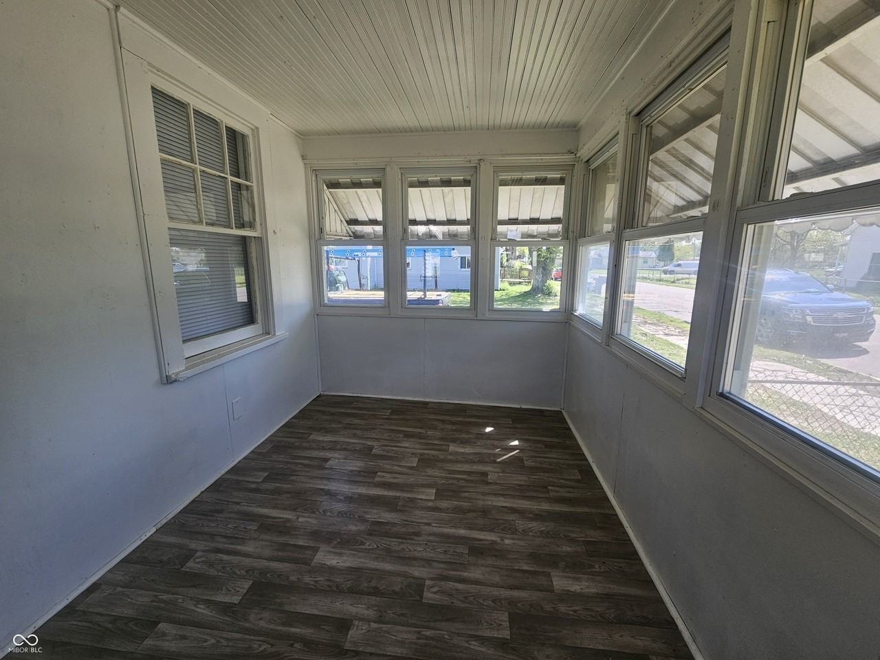 1310 E 5th St - Photo 2 of 19