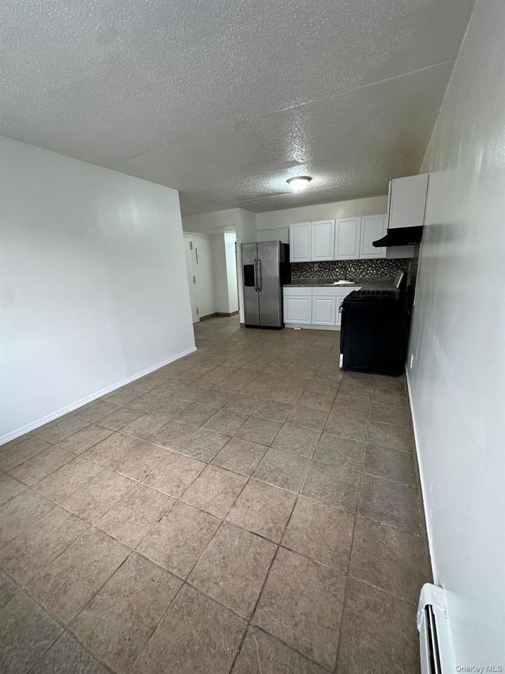 5611 Clover Pl #402 - Photo 4 of 13