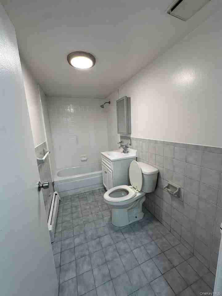 5611 Clover Pl #402 - Photo 7 of 13