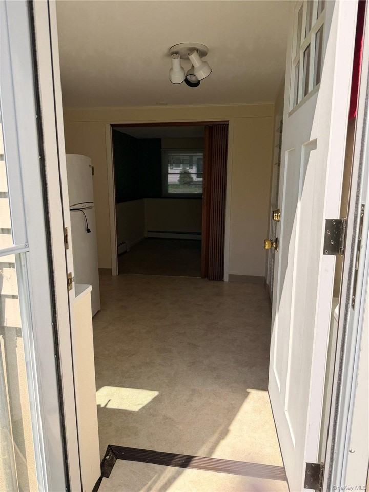 10 Quelch Ave #1 - Photo 4 of 10