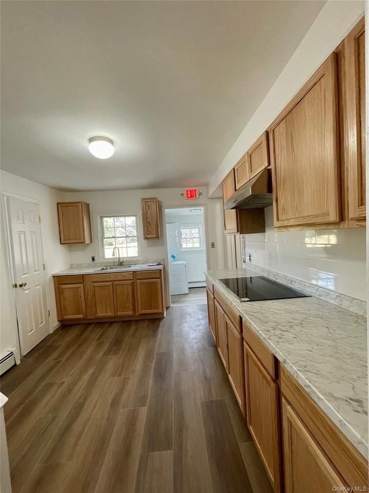 46 E Market St - Photo 2 of 17