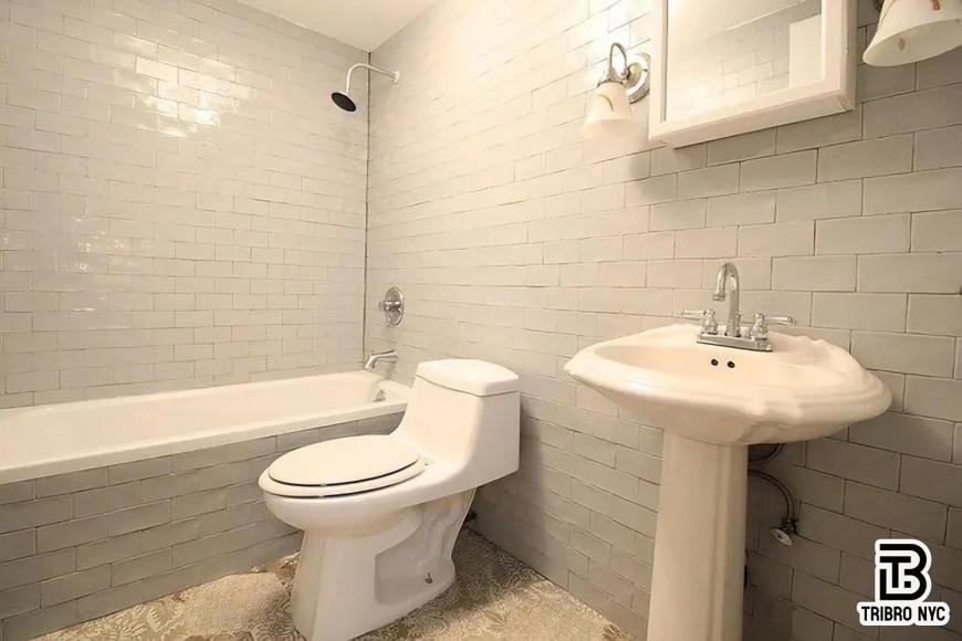 68 Halsey St - Photo 6 of 6