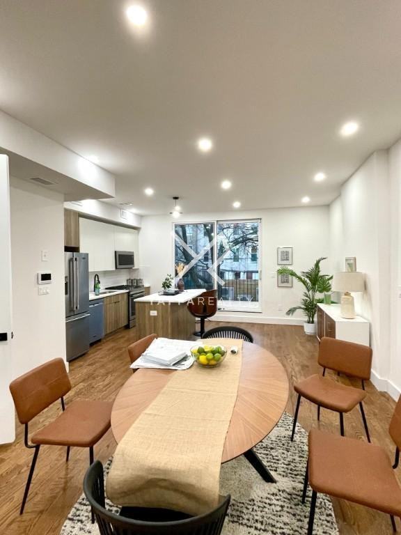 166 Covert St - Photo 2 of 10