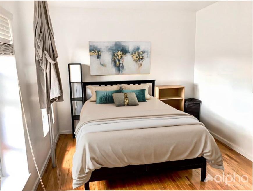 163 E 107th St - Photo 3 of 9