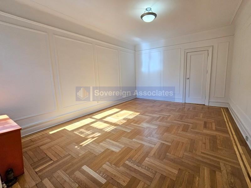 664 W 163rd St - Photo 2 of 10
