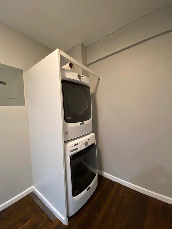 3520 Dekalb Ave - Photo 6 of 7