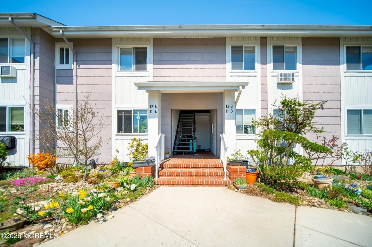 50 Valentine St #12B - Photo 2 of 19