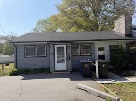 featured image of 28 New Monmouth Rd #2