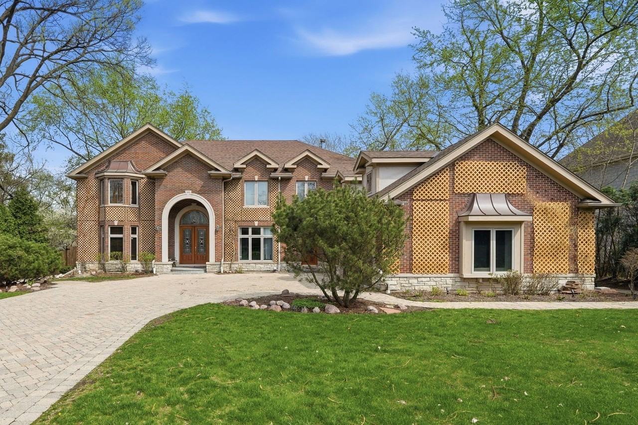 2181 2nd St - Photo 2 of 50