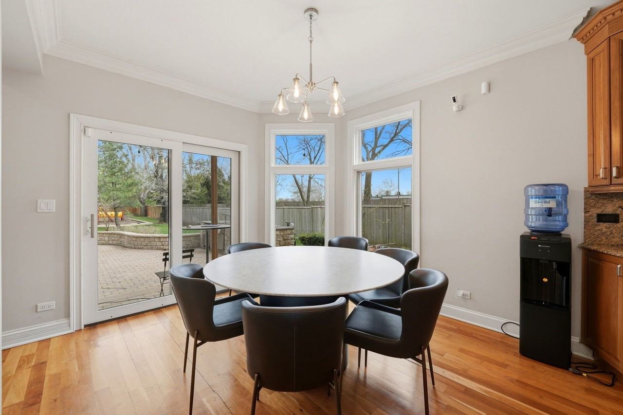 2181 2nd St - Photo 7 of 50