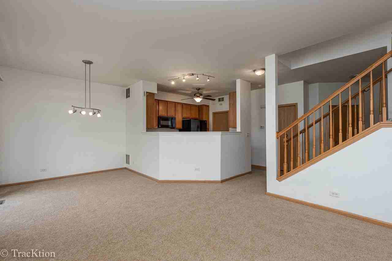 104 Concord Dr S - Photo 5 of 19