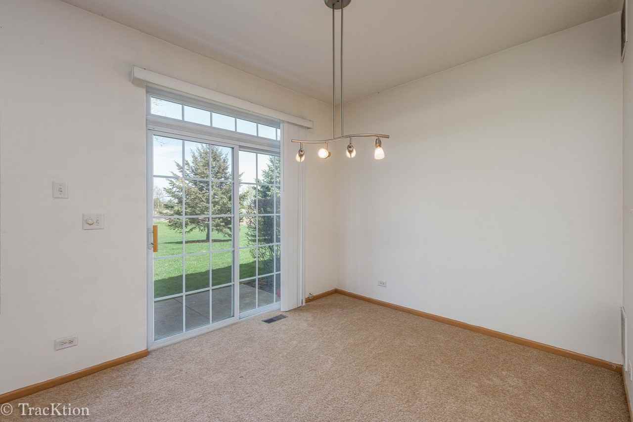 104 Concord Dr S - Photo 7 of 19