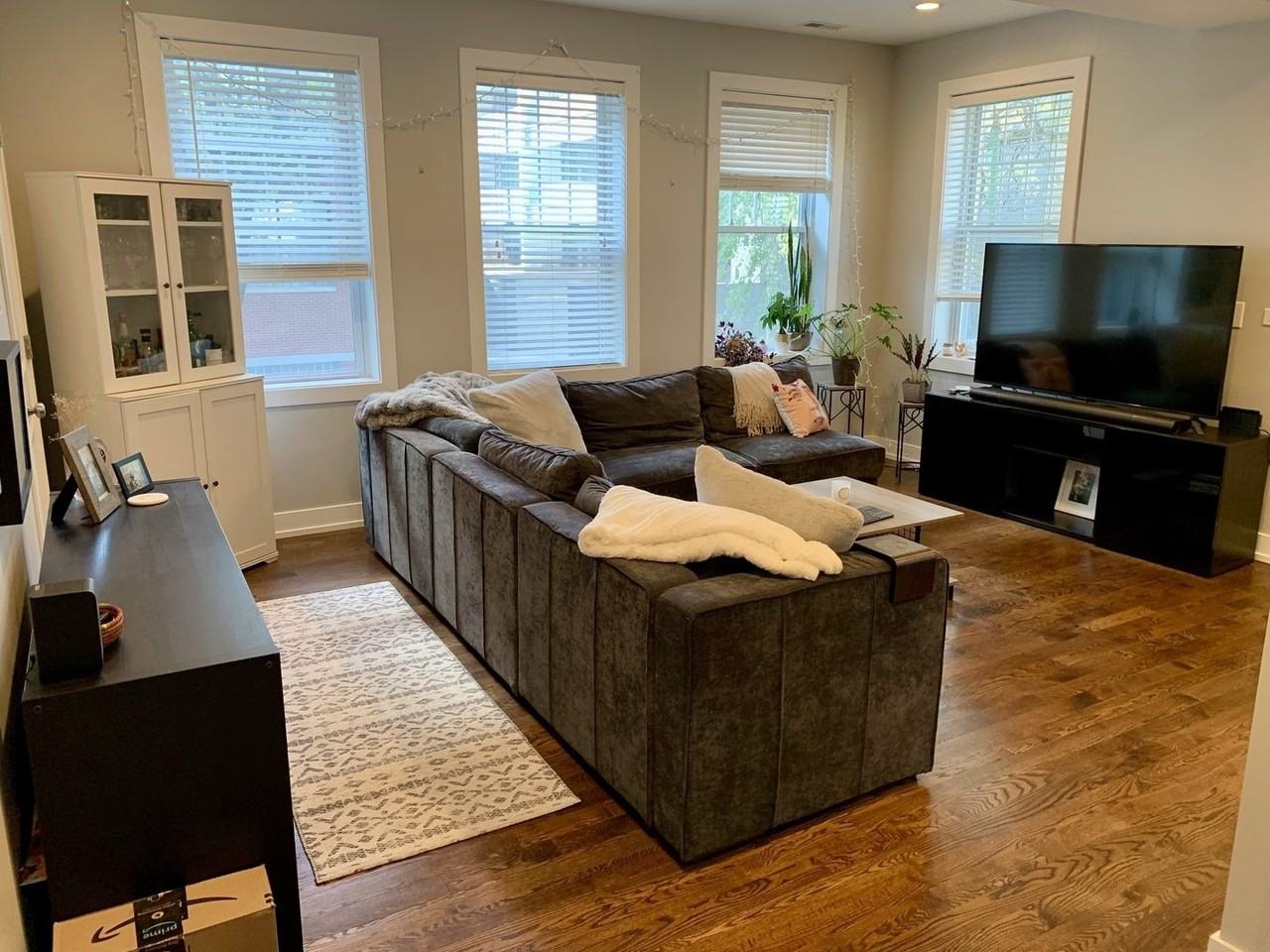 2658 W Homer St #CH - Photo 2 of 15