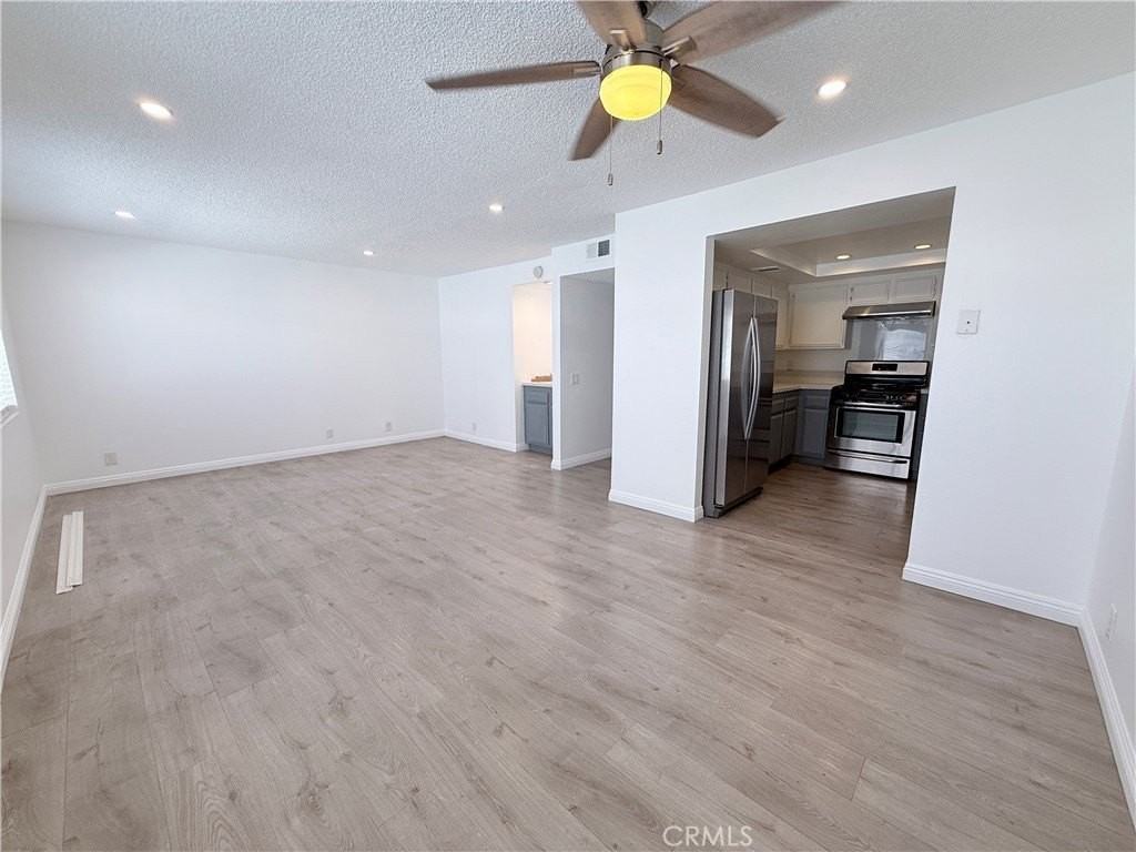 1712 S 6th St #5 - Photo 4 of 17