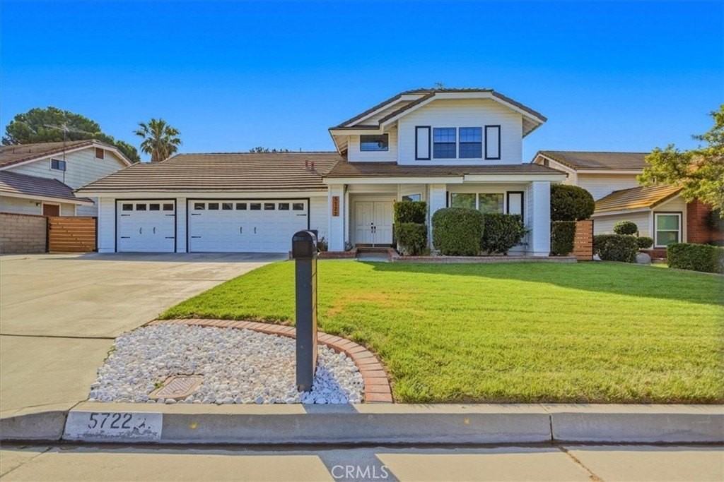 5722 Greens Dr - Photo 2 of 50