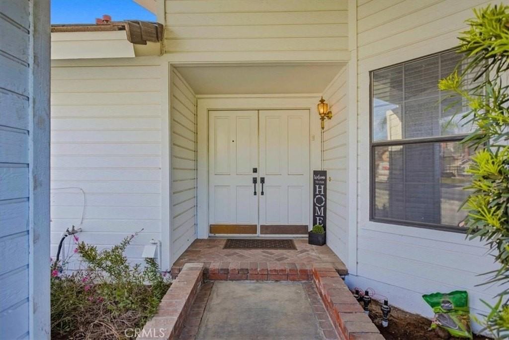 5722 Greens Dr - Photo 7 of 50