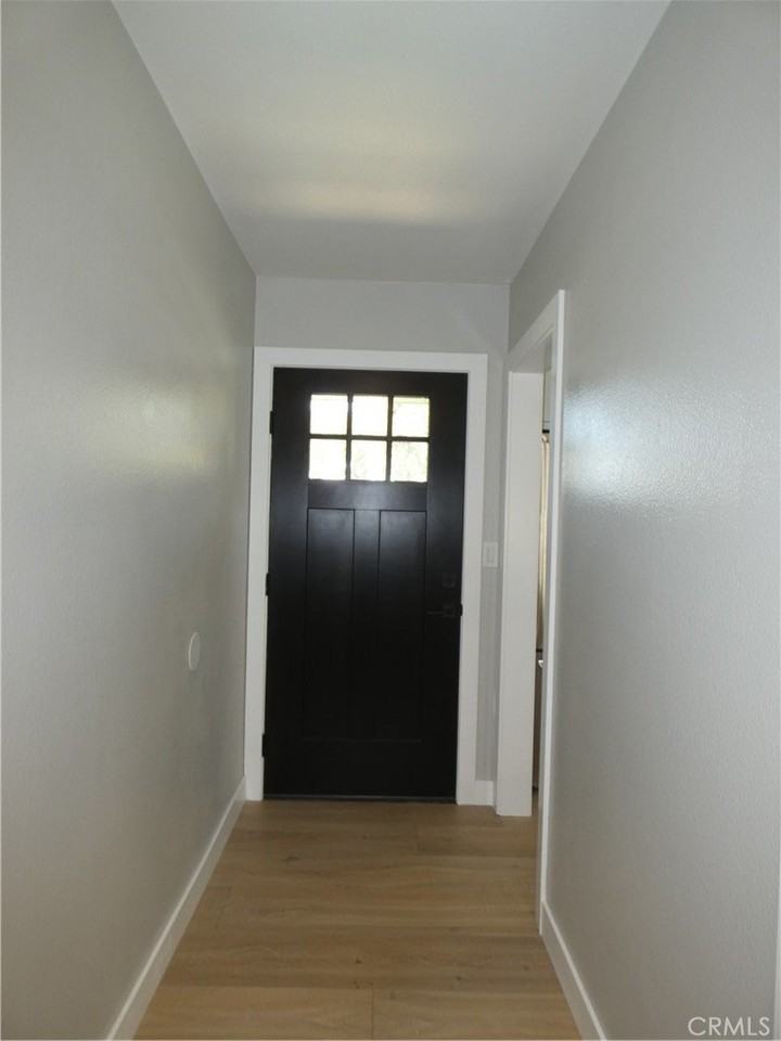 1351 Kevin Ave - Photo 7 of 31