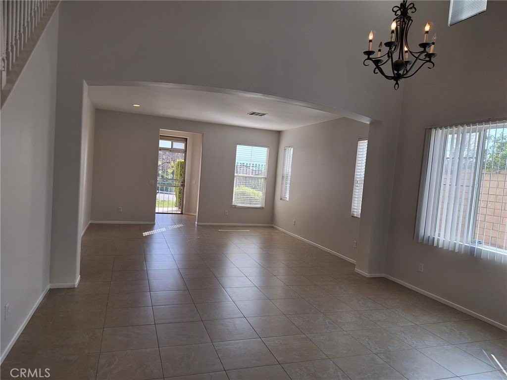 23568 Brigin Pl - Photo 5 of 38