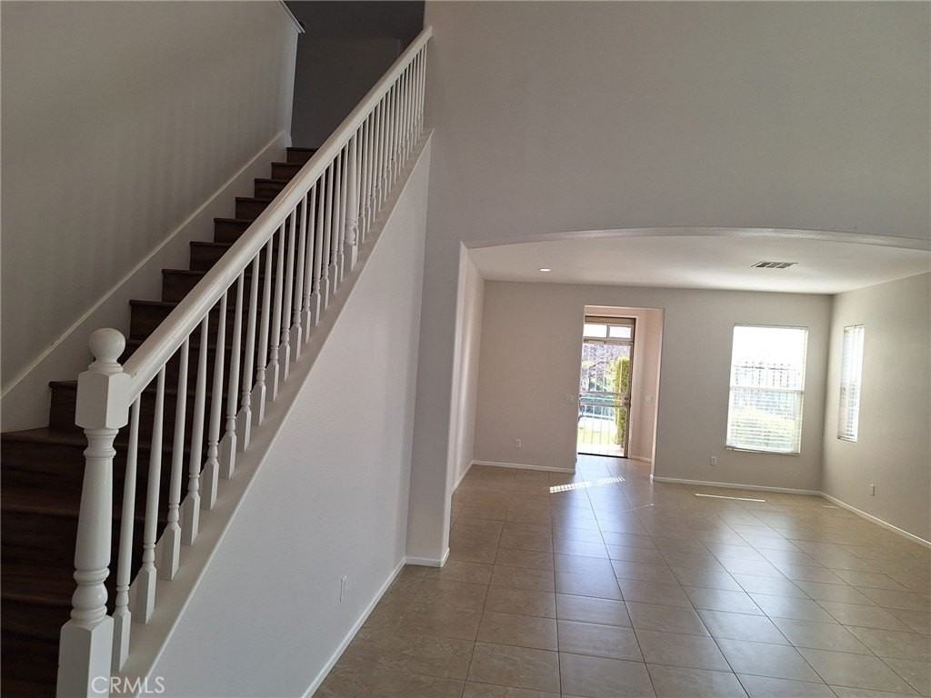 23568 Brigin Pl - Photo 6 of 38