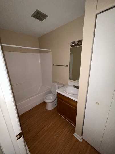 916 South Byrne Road - Photo 4 of 5