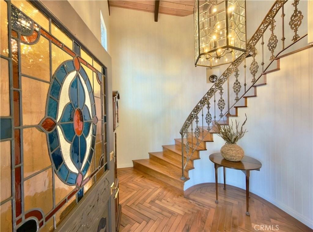 327 Aster St - Photo 2 of 50