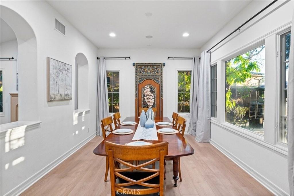 23 Castlerock - Photo 4 of 50