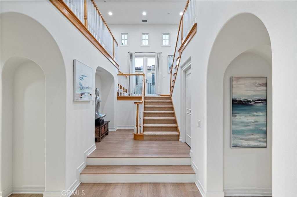 23 Castlerock - Photo 5 of 50